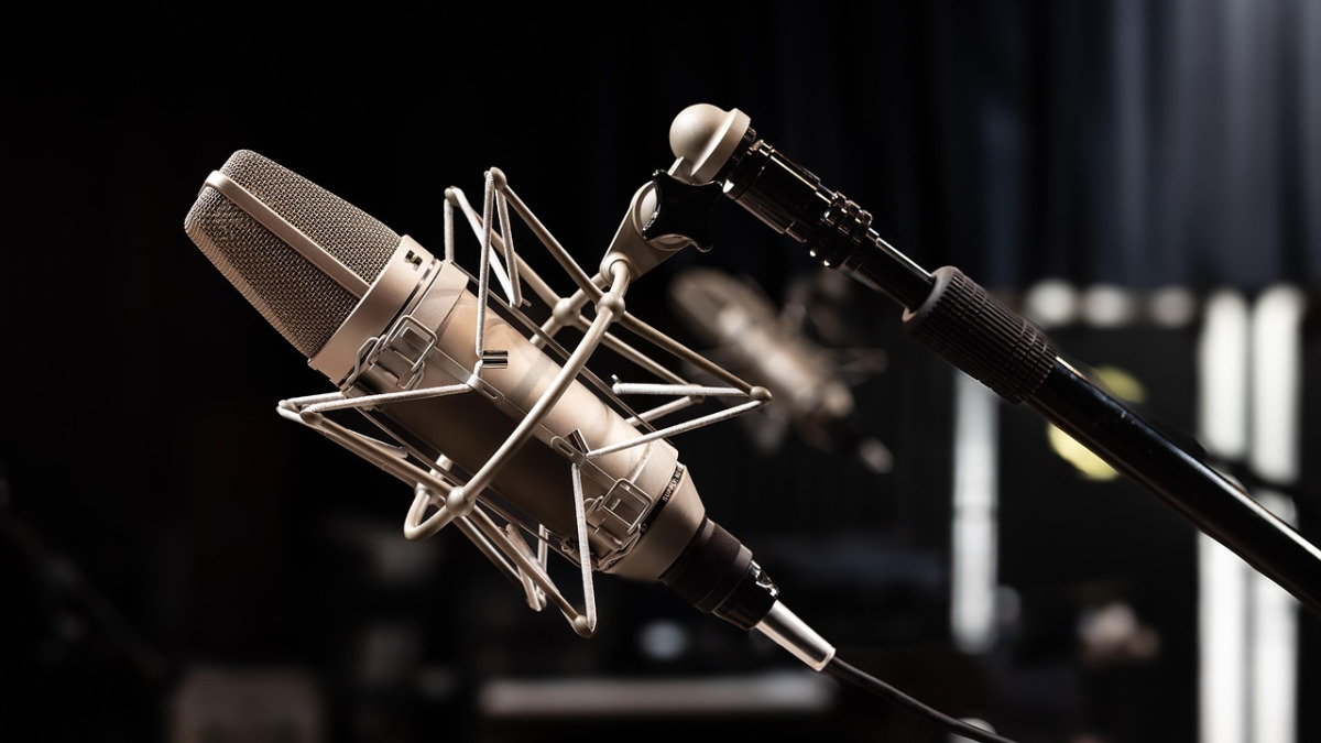 music studio microphone urban recording